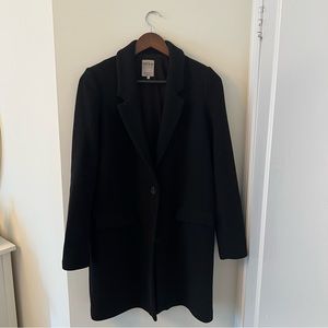 Zara black single-breasted coat, size XS, like new condition, relaxed fit